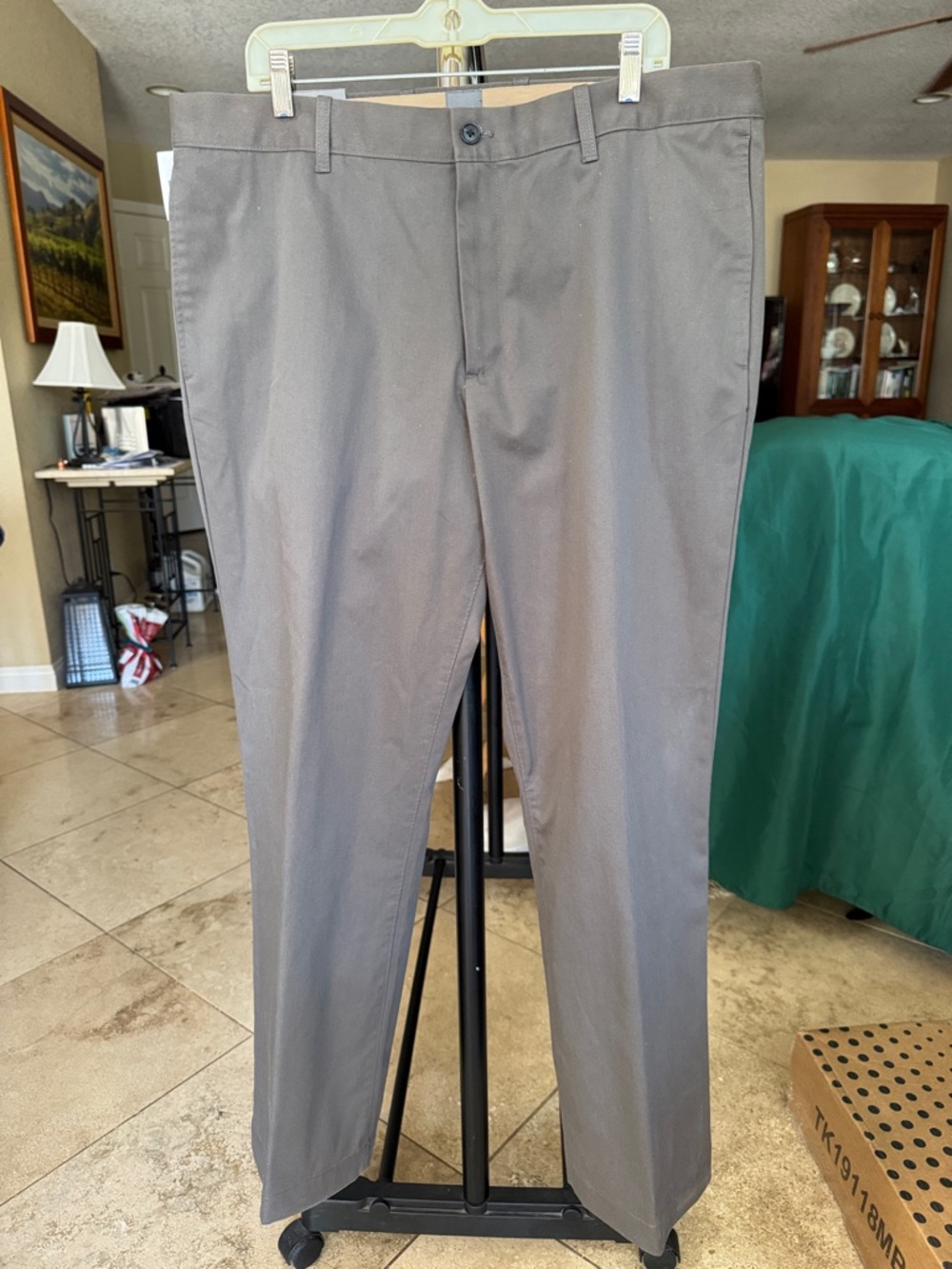 GAP Men's Gray Chinos - Straight Leg